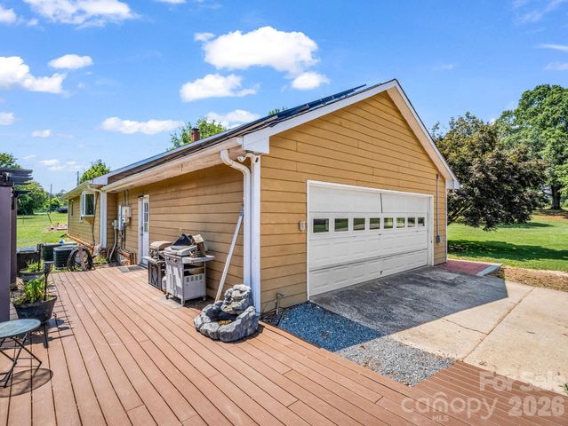 202 Sunset Memorial Road, Forest City, NC 28043