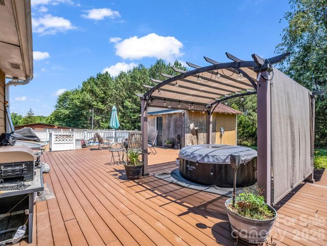 202 Sunset Memorial Road, Forest City, NC 28043