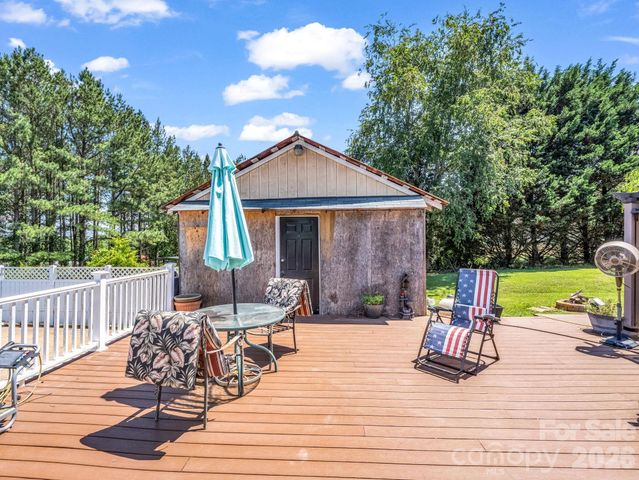 202 Sunset Memorial Road, Forest City, NC 28043