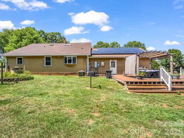 202 Sunset Memorial Road, Forest City, NC 28043