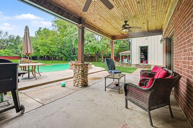 5104 Avenue R, Santa Fe, TX 77510