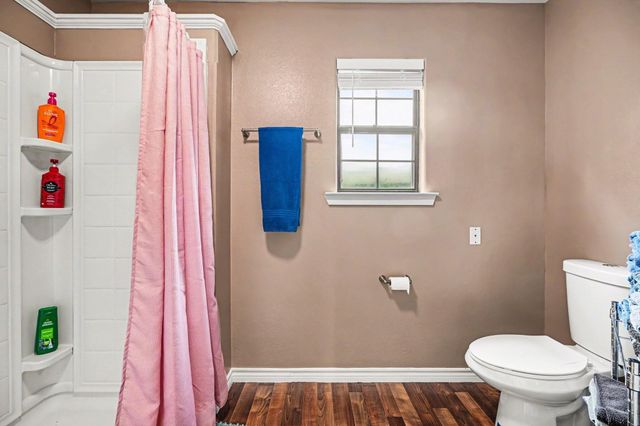 5104 Avenue R, Santa Fe, TX 77510