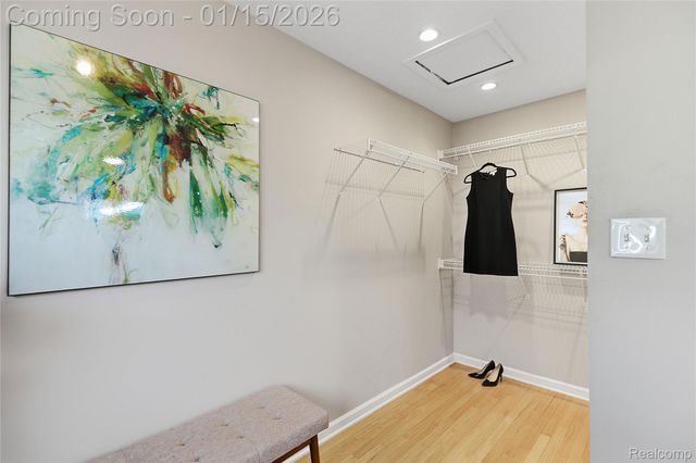 226 W La Salle Avenue, Royal Oak, MI 48073