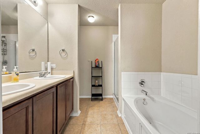 4006 ESPADA LEDGE, San Antonio, TX 78222