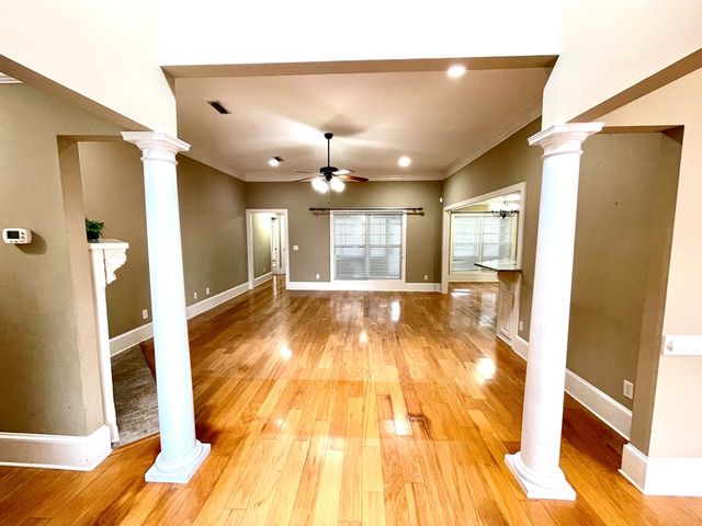 235 Princeton Dr, Dothan, AL 36301