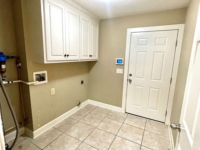 235 Princeton Dr, Dothan, AL 36301