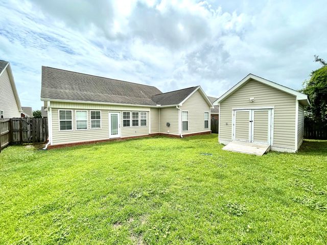 235 Princeton Dr, Dothan, AL 36301