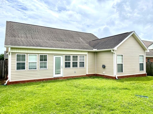 235 Princeton Dr, Dothan, AL 36301