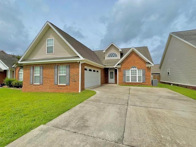235 Princeton Dr, Dothan, AL 36301