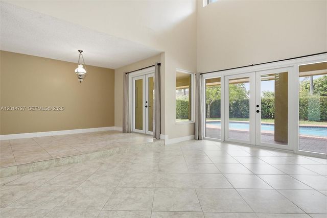 14941 SW 45th Ter, Miami, FL 33185
