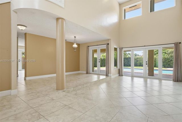14941 SW 45th Ter, Miami, FL 33185