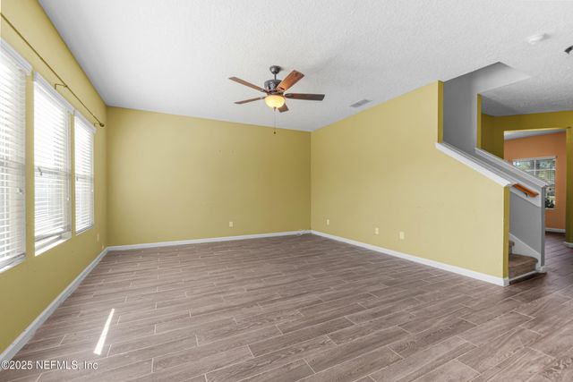 16215 STANIS Court, Jacksonville, FL 32218