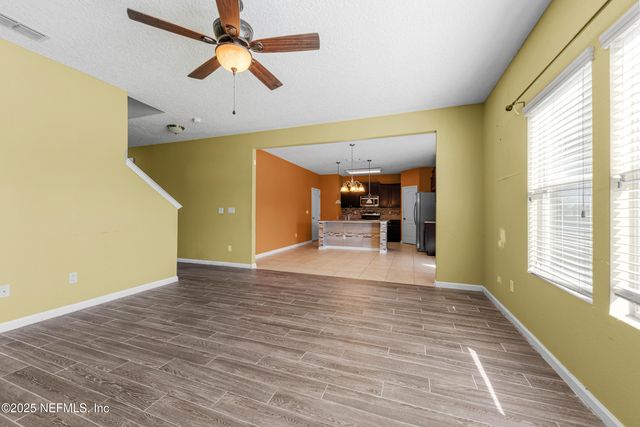 16215 STANIS Court, Jacksonville, FL 32218