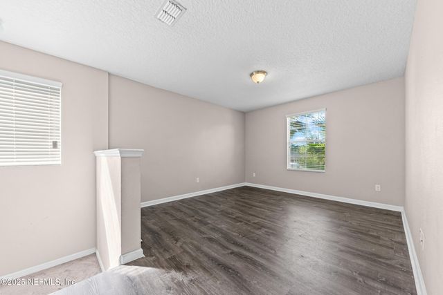 16215 STANIS Court, Jacksonville, FL 32218