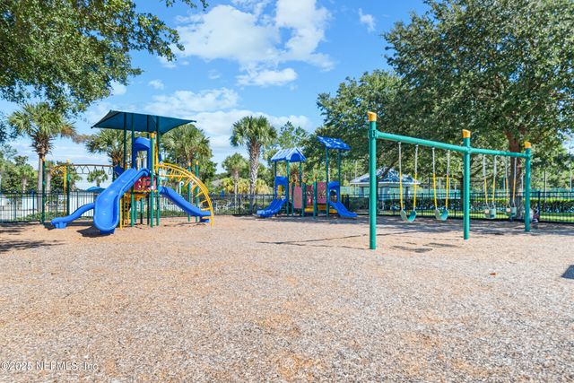 16215 STANIS Court, Jacksonville, FL 32218