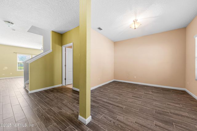 16215 STANIS Court, Jacksonville, FL 32218