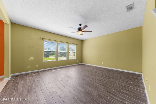 16215 STANIS Court, Jacksonville, FL 32218