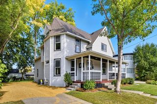 308 W Lyon Avenue, Lake City, MN 55041