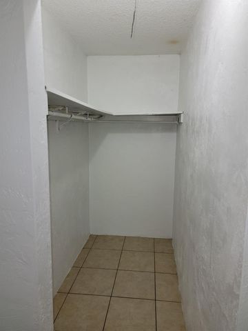 1216 KENNEDY ROAD 8, Daytona Beach, FL 32117