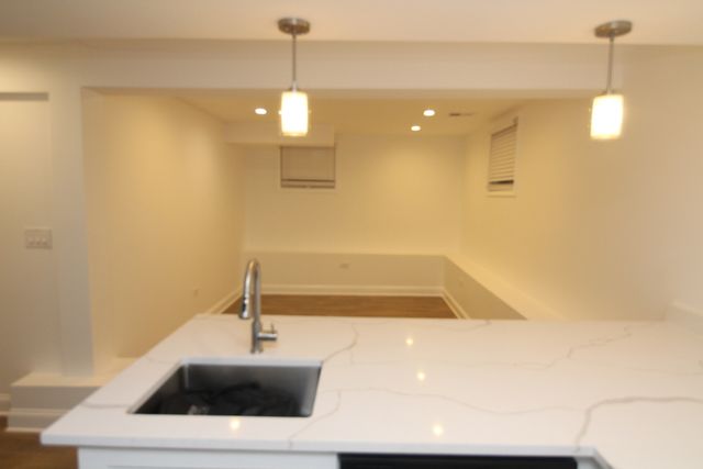 5805 N Richmond Street G, Chicago, IL 60659