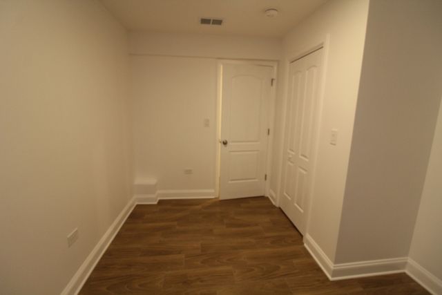 5805 N Richmond Street G, Chicago, IL 60659