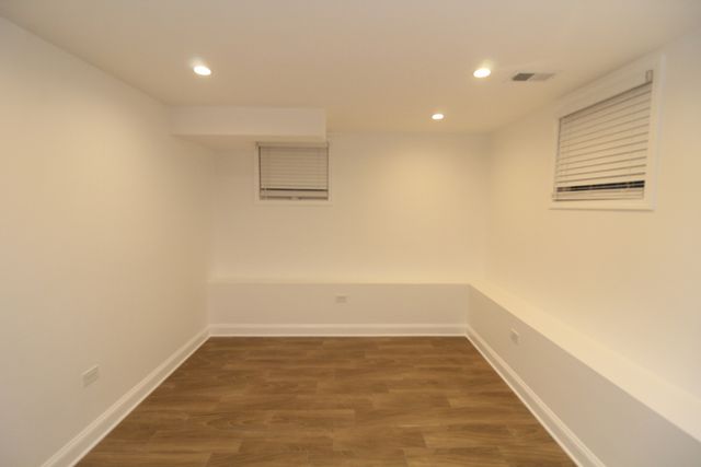 5805 N Richmond Street G, Chicago, IL 60659