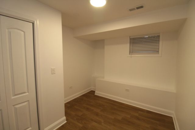 5805 N Richmond Street G, Chicago, IL 60659