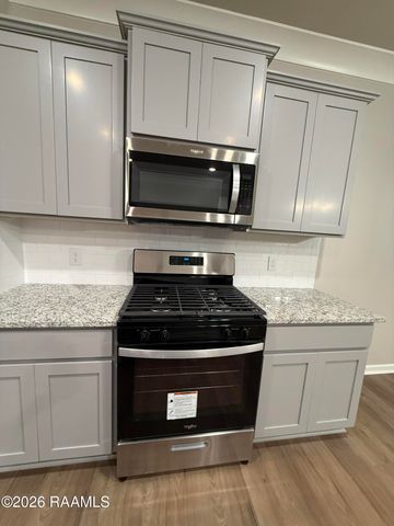 401 Eastwood Drive, Lafayette, LA 70508