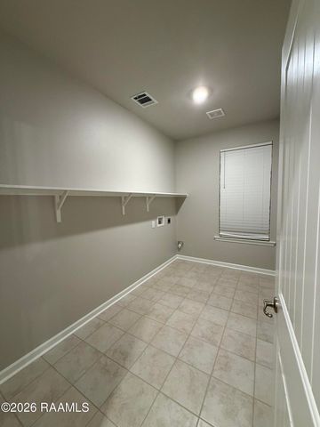 401 Eastwood Drive, Lafayette, LA 70508