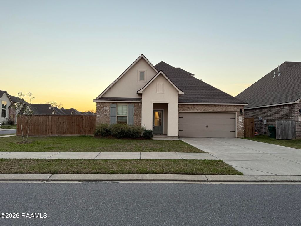 401 Eastwood Drive, Lafayette, LA 70508