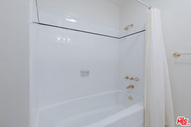 4948 Petit Avenue, Encino (los Angeles), CA 91436