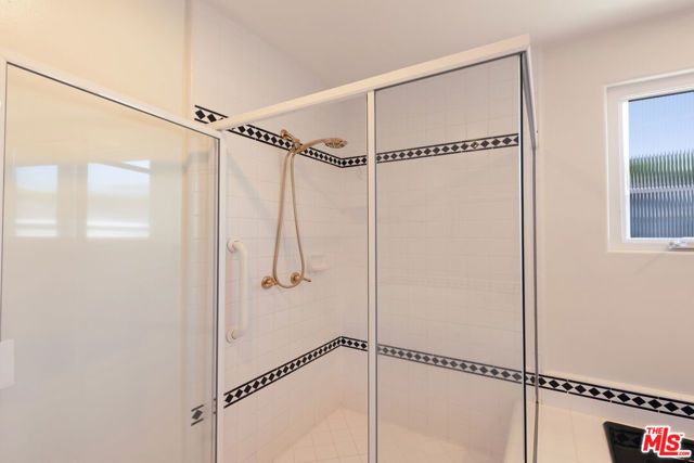 4948 Petit Avenue, Encino (los Angeles), CA 91436