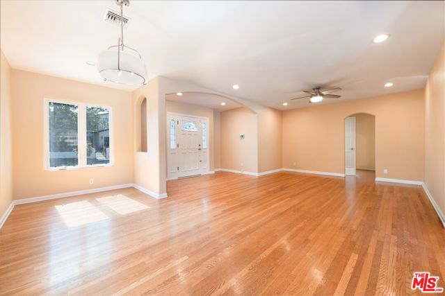 4948 Petit Avenue, Encino (los Angeles), CA 91436