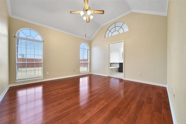 3039 Creek Manor Drive, Kingwood, TX 77339