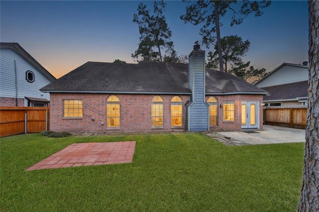 3039 Creek Manor Drive, Kingwood, TX 77339