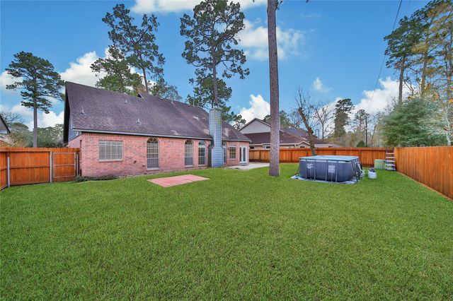 3039 Creek Manor Drive, Kingwood, TX 77339