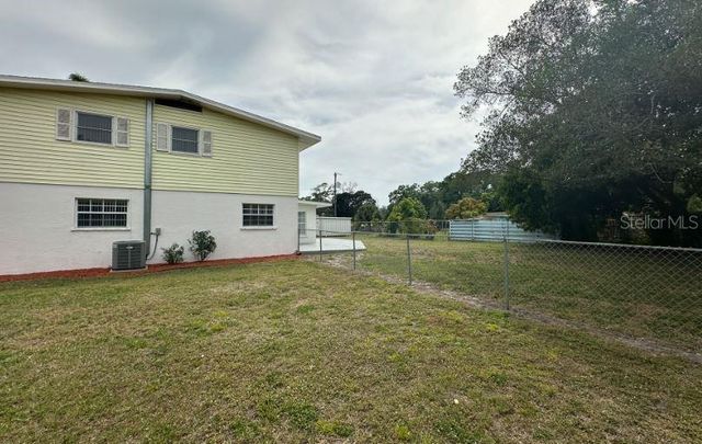 3912 LINWOOD, Bradenton, FL 34208