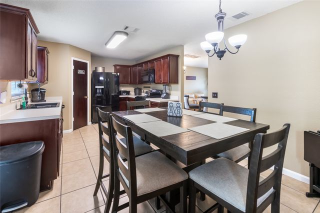 1402 Anglican Drive, Arlington, TX 76002