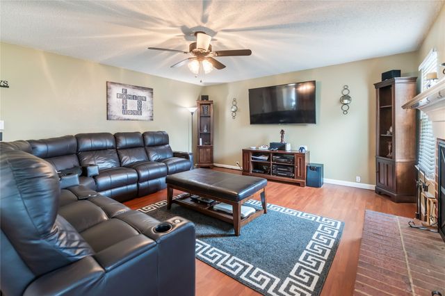 1402 Anglican Drive, Arlington, TX 76002
