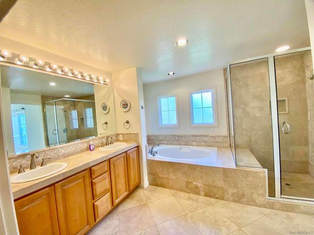 1326 Caminito Arriata, La Jolla, CA 92037