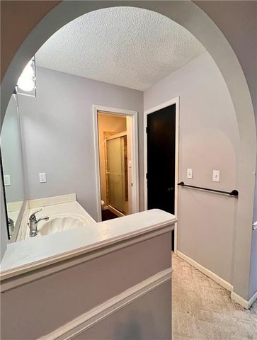 1211 24th Street, Blue Springs, MO 64015