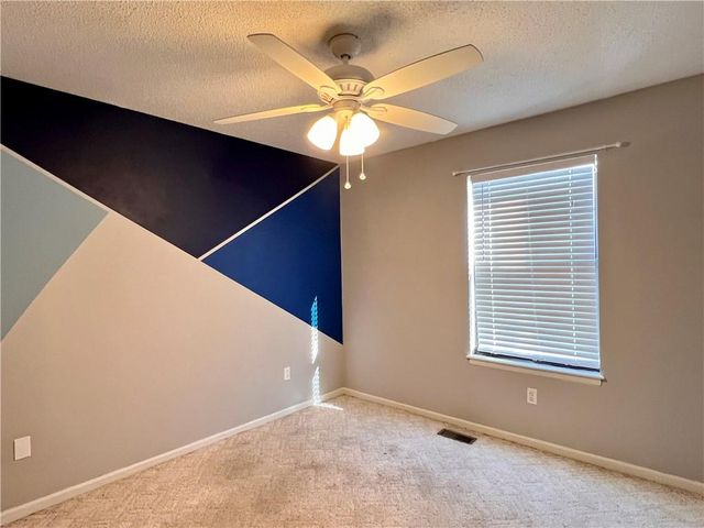 1211 24th Street, Blue Springs, MO 64015