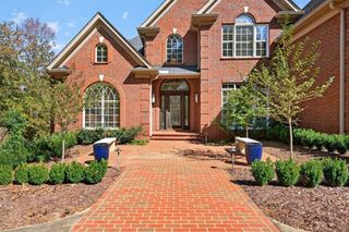 823 Inverness Circle, Spartanburg, SC 29306