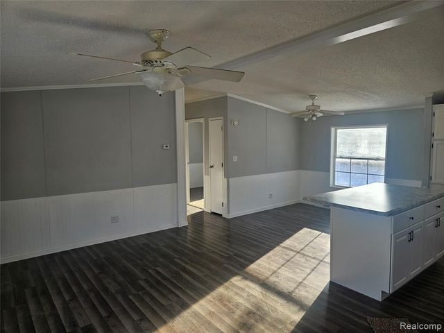 6274 Cree Ct, Flint, MI 48506