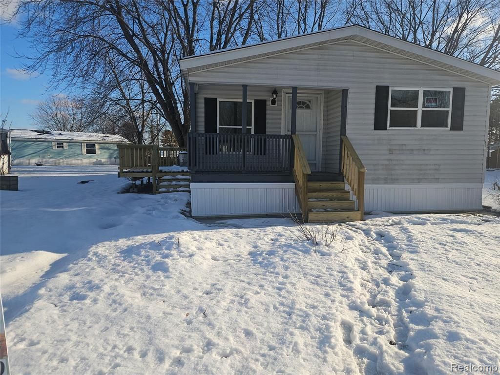 6274 Cree Ct, Flint, MI 48506