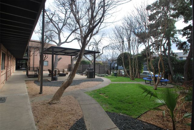 5004 Live Oak Street 111, Dallas, TX 75206