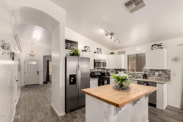2222 W BROADWAY Avenue, Coolidge, AZ 85128