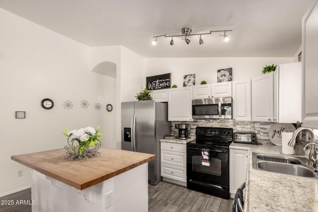2222 W BROADWAY Avenue, Coolidge, AZ 85128
