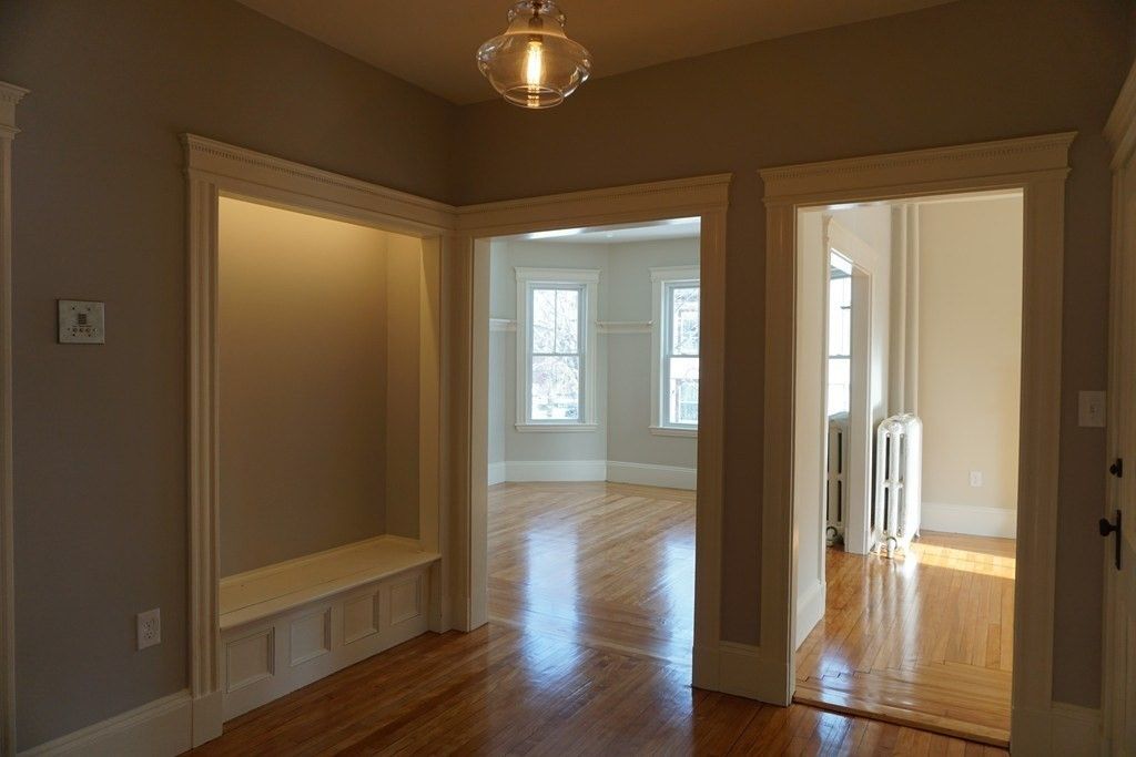 42 Mt Pleasant Ave 1, Boston, MA 02119