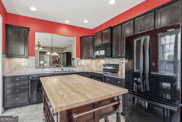 1320 Summer Hollow Road, Greensboro, GA 30642